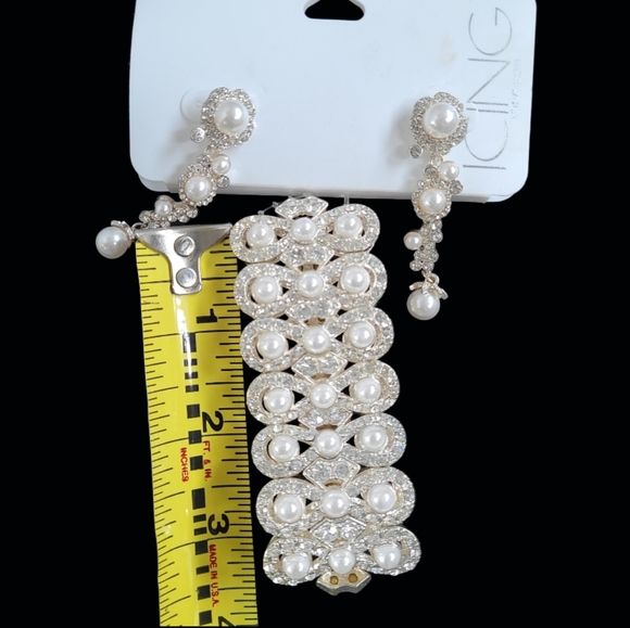 Pearl Rhinestone Drop Earrings & Bracelet Set Silver - Picture 3 of 3